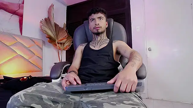 JuanCamiilo 66 online show from February 2026 04:14:01 PM