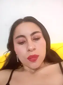 Gatuela1009 online show from September 2025 03:19:02 AM