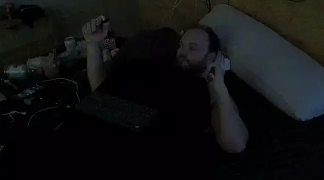 Snapshot of caressonnous chatting on March 2025 01:17:01 PM caressonnous online show from March 2025 01:17:01 PM