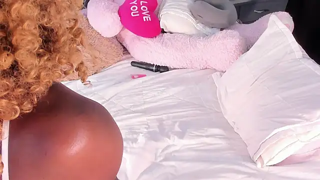 AfroditaRoy online show from May 2026 11:34:04 PM