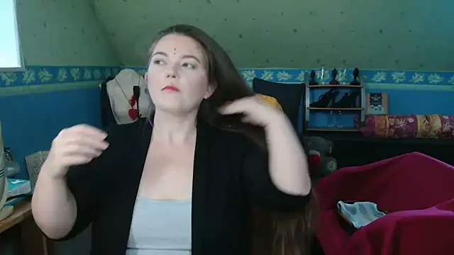 Snapshot of SherineDivine chatting on October 2025 03:58:01 PM SherineDivine online show from October 2025 03:58:01 PM