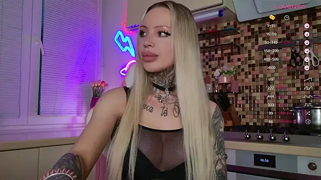 Snapshot of 2badforyou chatting on January 2025 01:22:01 PM 2badforyou online show from January 2025 01:22:01 PM