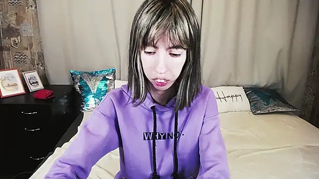 Snapshot of Unusual_G chatting on October 2025 05:13:01 AM Unusual G online show from October 2025 05:13:01 AM