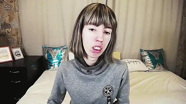 Snapshot of Unusual_G chatting on November 2025 06:03:01 AM Unusual G online show from November 2025 06:03:01 AM