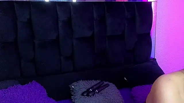 Snapshot of agatha_lovee chatting on September 2025 05:46:02 PM agatha lovee online show from September 2025 05:46:02 PM