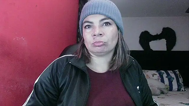 charlotedoll online show from April 2026 11:47:02 PM