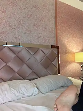 Arianavillada online show from April 2026 03:18:02 AM