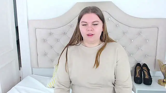 Snapshot of AbbyPleasure chatting on February 2025 01:01:01 PM AbbyPleasure online show from February 2025 01:01:01 PM