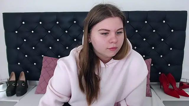 Snapshot of AbbyPleasure chatting on February 2025 07:54:02 AM AbbyPleasure online show from February 2025 07:54:02 AM