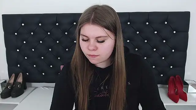 Snapshot of AbbyPleasure chatting on February 2025 03:32:02 PM AbbyPleasure online show from February 2025 03:32:02 PM