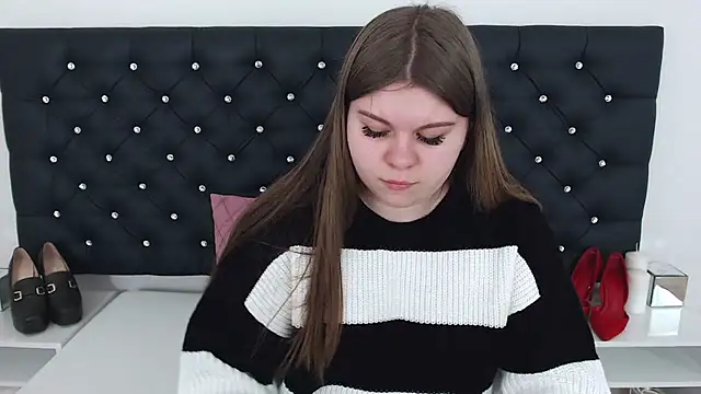 Snapshot of AbbyPleasure chatting on March 2025 02:12:01 PM AbbyPleasure online show from March 2025 02:12:01 PM