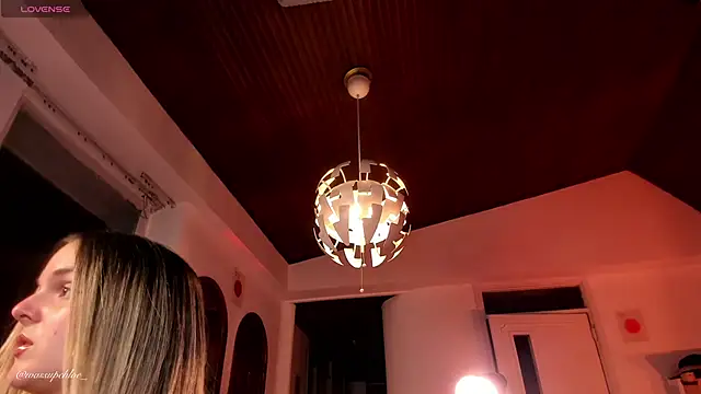 misschloe   online show from March 2026 01:27:02 AM