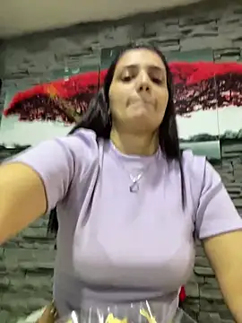 Snapshot of ZajiraShane chatting on December 2024 04:16:02 AM ZajiraShane online show from December 2024 04:16:02 AM