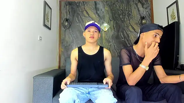 liam genner  online show from February 2025 07:47:02 PM