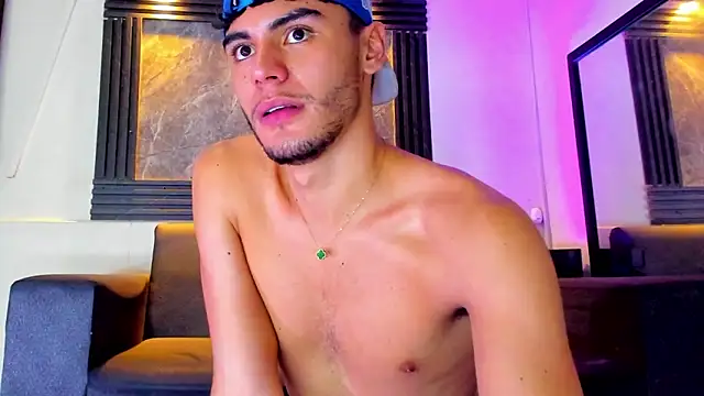 liam genner  online show from October 2025 08:51:02 PM