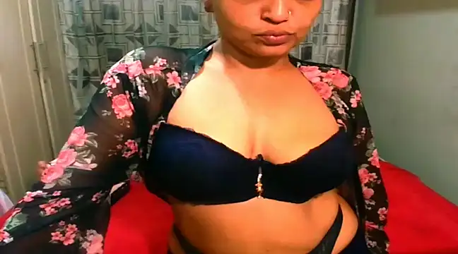 Snapshot of Indian_Blaze00 chatting on February 2025 07:14:01 PM Indian Blaze00 online show from February 2025 07:14:01 PM