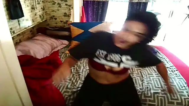 Indian Blaze00 online show from November 2025 06:13:01 AM