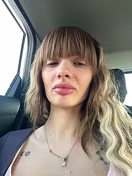 Snapshot of ButterflyLeah chatting on March 2025 01:54:01 PM ButterflyLeah online show from March 2025 01:54:01 PM