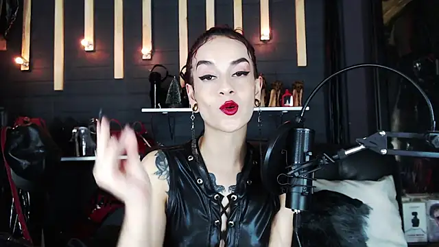 Snapshot of Liilith_goddess_ chatting on December 2024 04:04:01 AM Liilith goddess online show from December 2024 04:04:01 AM