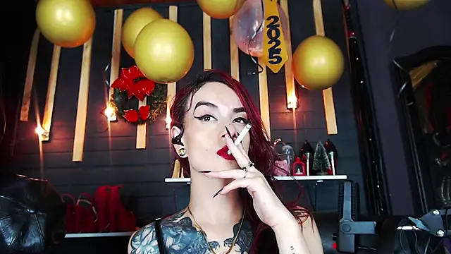 Snapshot of Liilith_goddess_ chatting on January 2025 01:45:02 AM Liilith goddess online show from January 2025 01:45:02 AM