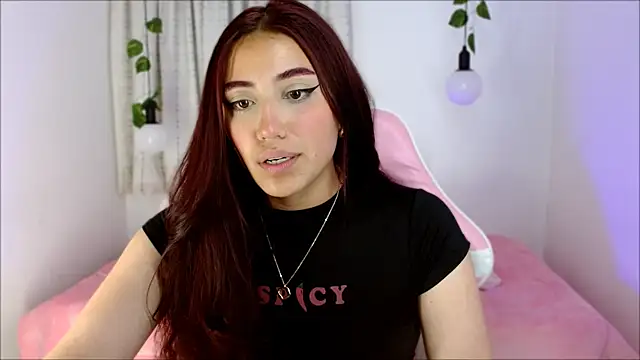 Snapshot of veronicaxx69 chatting on December 2024 06:03:02 AM veronicaxx69 online show from December 2024 06:03:02 AM