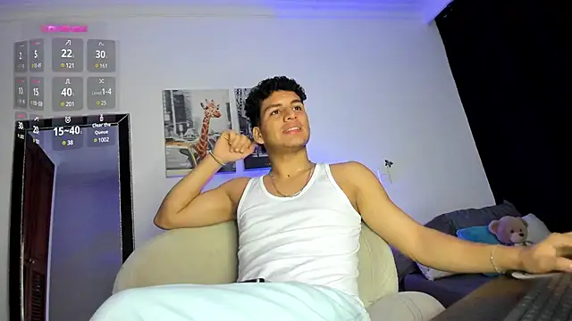 Curlblue online show from February 2025 07:00:02 AM