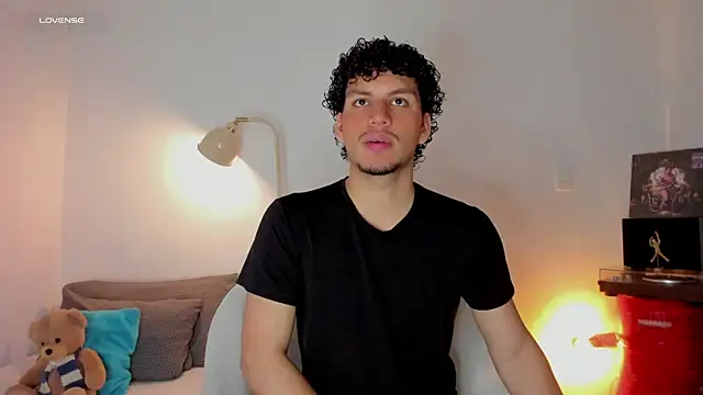 Curlblue online show from September 2025 02:33:02 AM