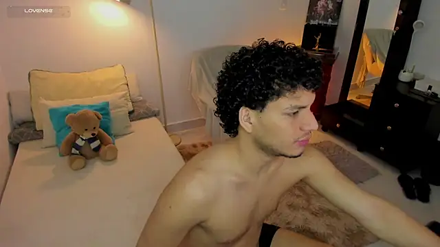 Curlblue online show from September 2025 12:09:02 PM