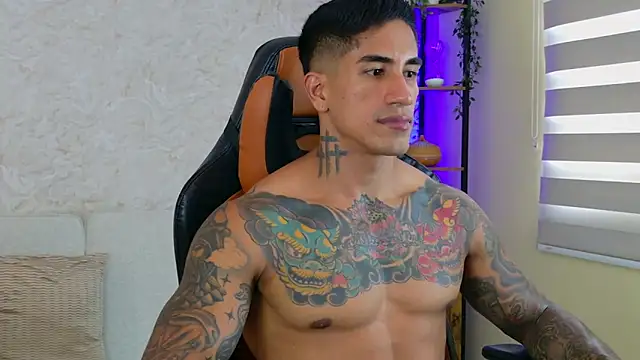 AdanReilly online show from February 2025 07:27:01 PM