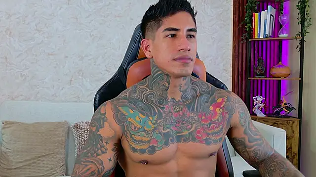 Snapshot of AdanReilly chatting on December 2025 02:57:02 PM AdanReilly online show from December 2025 02:57:02 PM