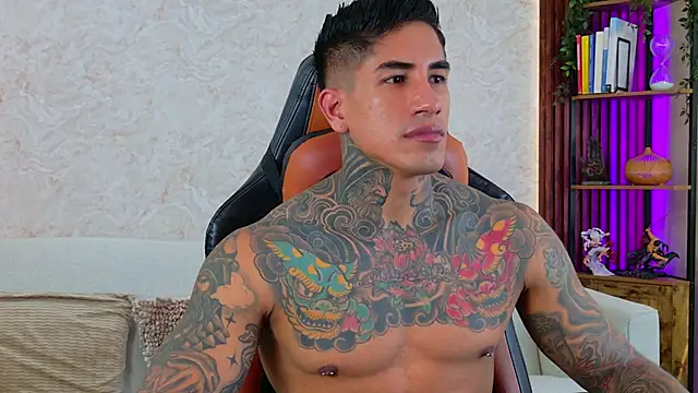 Snapshot of AdanReilly chatting on February 2026 02:53:02 PM AdanReilly online show from February 2026 02:53:02 PM