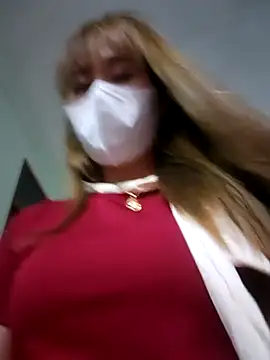 Snapshot of zizi_public chatting on February 2025 03:06:01 PM zizi public online show from February 2025 03:06:01 PM