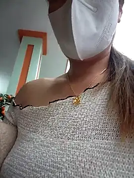 Snapshot of zizi_public chatting on February 2025 02:53:01 AM zizi public online show from February 2025 02:53:01 AM