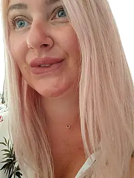 LadyLolyPop  online show from July 2026 01:07:01 AM