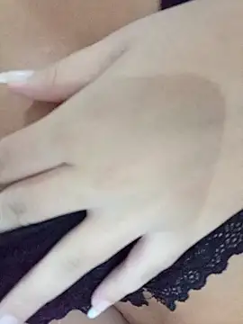 Snapshot of By_Aninha chatting on October 2025 11:28:02 PM By Aninha online show from October 2025 11:28:02 PM