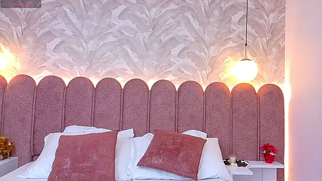 Martina-Roberts online show from February 2025 01:29:02 AM