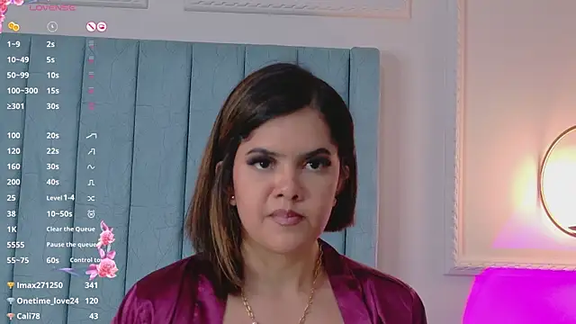 Martina-Roberts online show from March 2025 05:49:02 PM