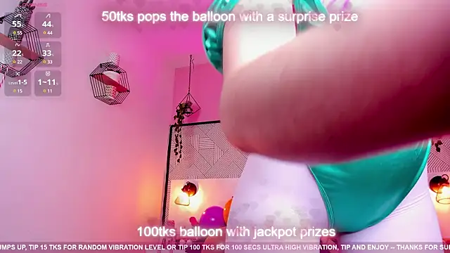 Snapshot of Tiny__Emmy chatting on December 2024 05:53:02 PM Tiny Emmy online show from December 2024 05:53:02 PM