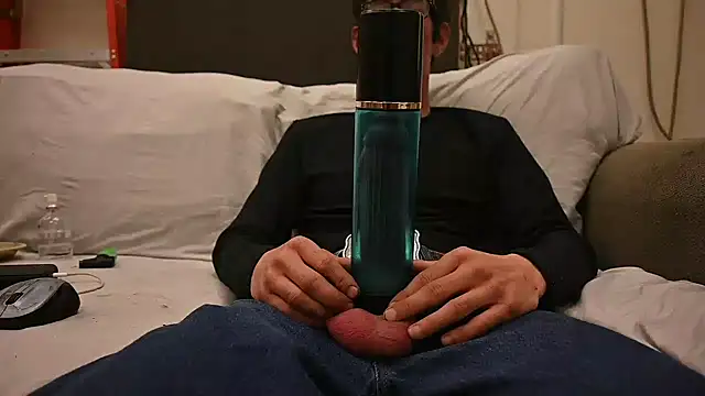 Snapshot of joeiandola chatting on January 2025 09:16:01 PM joeiandola online show from January 2025 09:16:01 PM