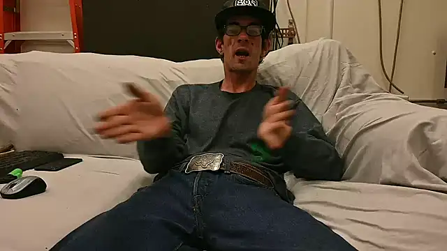 Snapshot of joeiandola chatting on January 2025 11:02:02 PM joeiandola online show from January 2025 11:02:02 PM