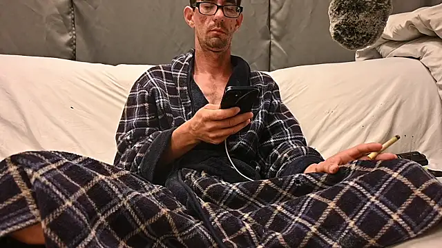 Snapshot of joeiandola chatting on October 2025 06:29:01 PM joeiandola online show from October 2025 06:29:01 PM