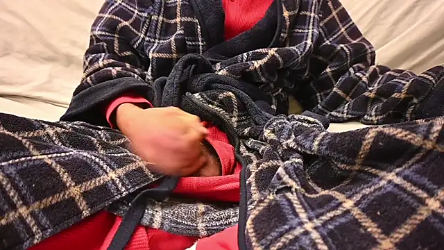 Snapshot of joeiandola chatting on October 2025 05:02:02 PM joeiandola online show from October 2025 05:02:02 PM