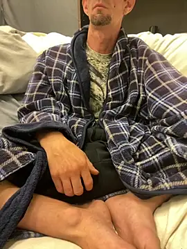 Snapshot of joeiandola chatting on November 2025 08:03:02 AM joeiandola online show from November 2025 08:03:02 AM