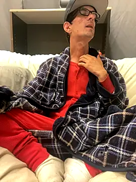 Snapshot of joeiandola chatting on December 2025 03:48:01 AM joeiandola online show from December 2025 03:48:01 AM