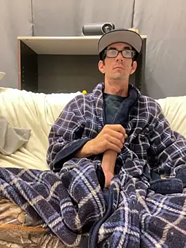 Snapshot of joeiandola chatting on December 2025 04:14:02 PM joeiandola online show from December 2025 04:14:02 PM