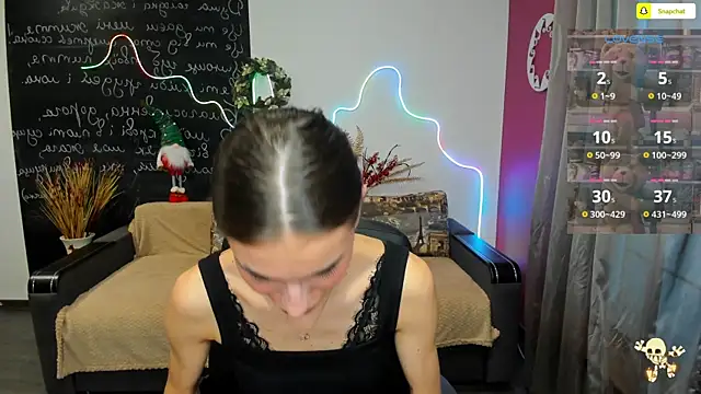 Snapshot of EmmyGreans chatting on December 2025 07:15:02 AM EmmyGreans online show from December 2025 07:15:02 AM