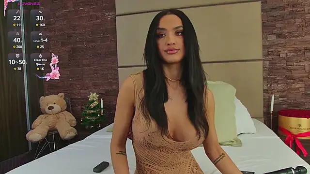 Snapshot of AylinRoss chatting on December 2024 09:44:01 AM AylinRoss online show from December 2024 09:44:01 AM