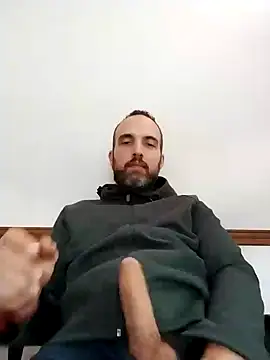 leon3875 online show from December 2024 03:25:02 PM