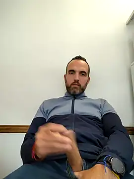 leon3875 online show from March 2025 03:29:01 PM