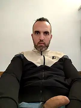 leon3875 online show from September 2025 03:34:02 PM